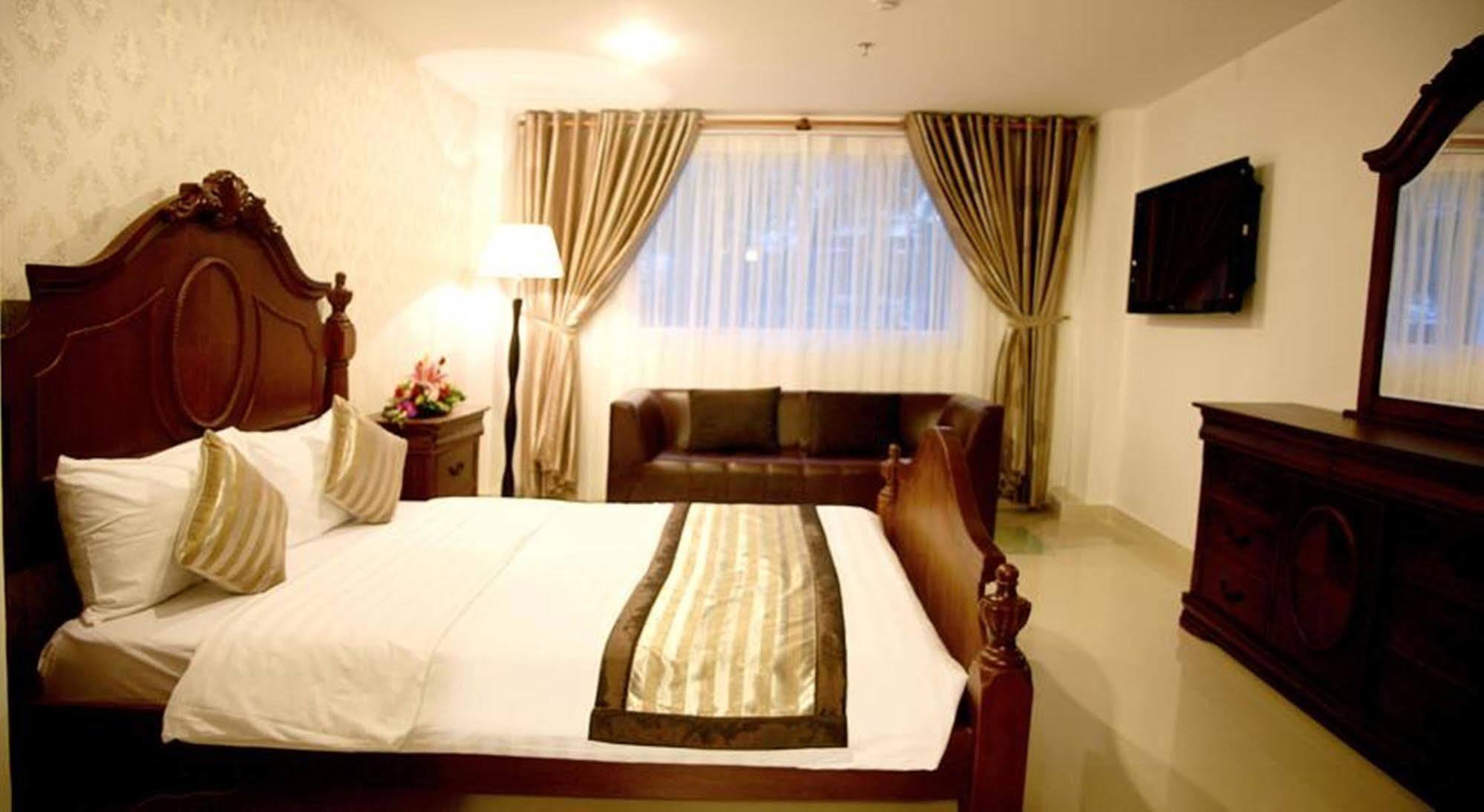 New Sunny Hotel Ho Chi Minh City Exterior photo